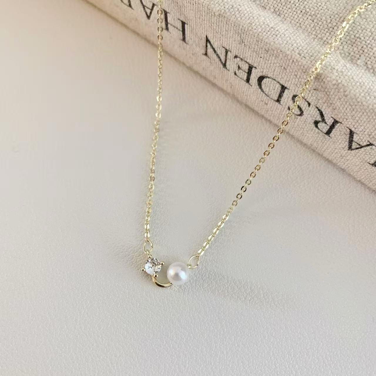 The new exquisite pearl necklace for women in 2025 exudes a light luxury and high-end charm, with a unique and simple yet fashionable style. It's a collarbone chain for summer Specification drawing