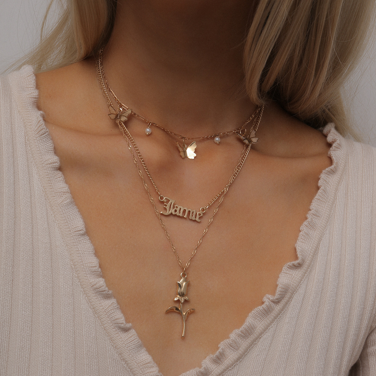 European and American cross-border jewelry, personalized floral hollowed-out letter necklace, retro mixed rose butterfly necklace full figure