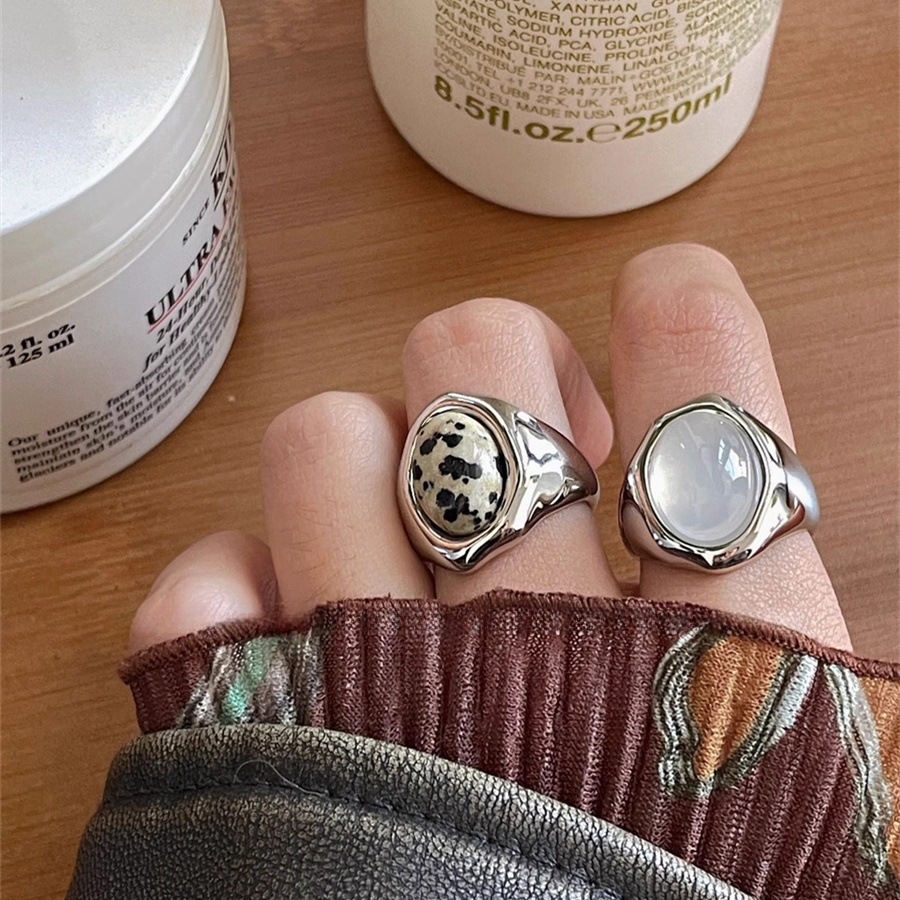 Maillard agate open ring for women's autumn and winter fashion, a niche design, a high-end index finger ring, a light luxury and versatile ring Specification drawing
