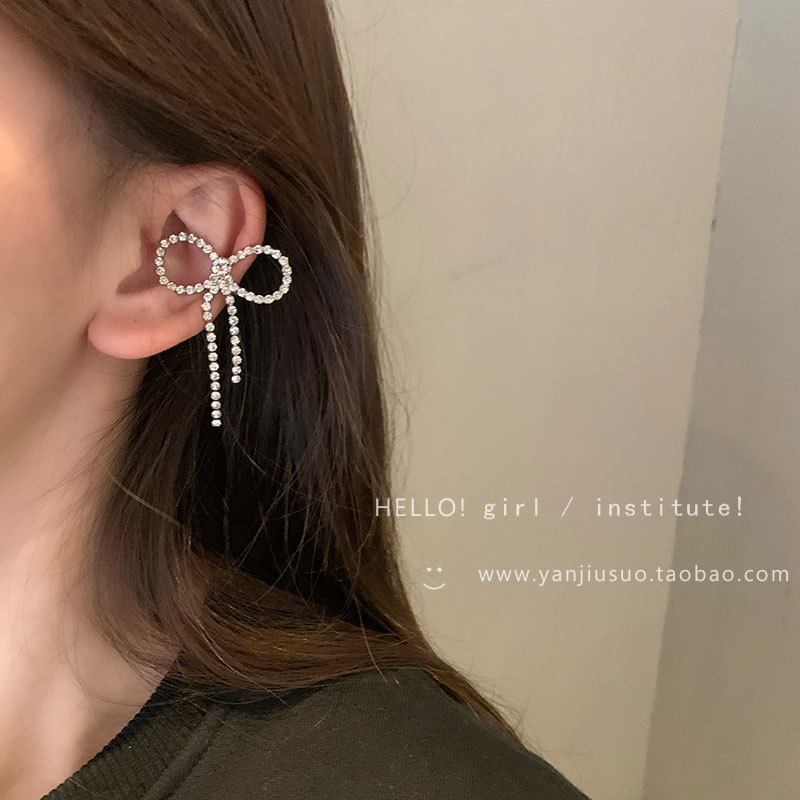 "Stunning!" Yang Kaiwen's same super ethereal full diamond bow ear bone clip, forest-style versatile ear clip without ear holes for women full figure