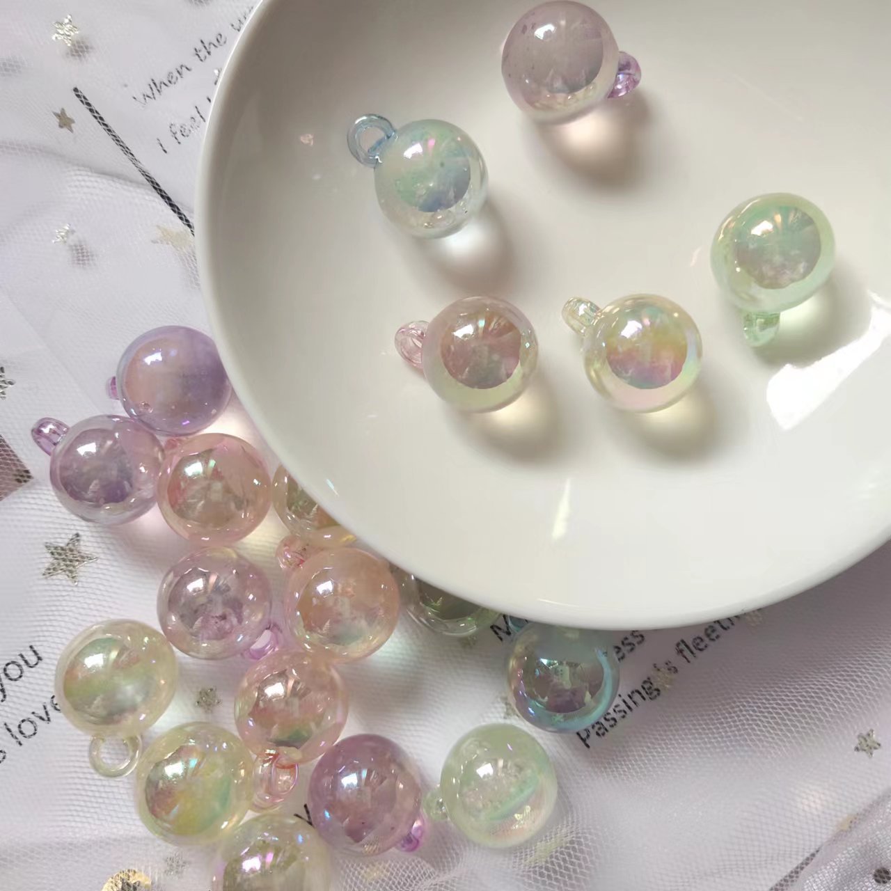 Luminous acrylic U beads with a bright 16mm round bead hanging hole, handcrafted DIY hair rope, rubber band, car hanging accessory full figure