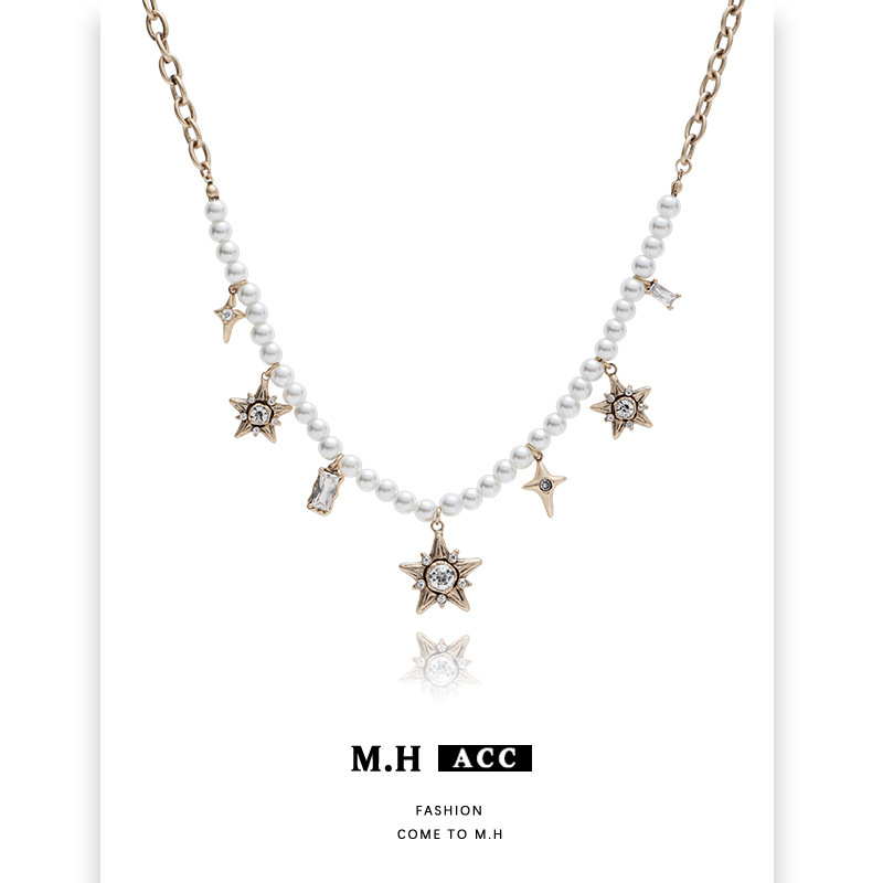 French-style pearl necklace, ancient gold five-pointed star, original design, versatile necklace, high-end and exquisite collarbone chain full figure