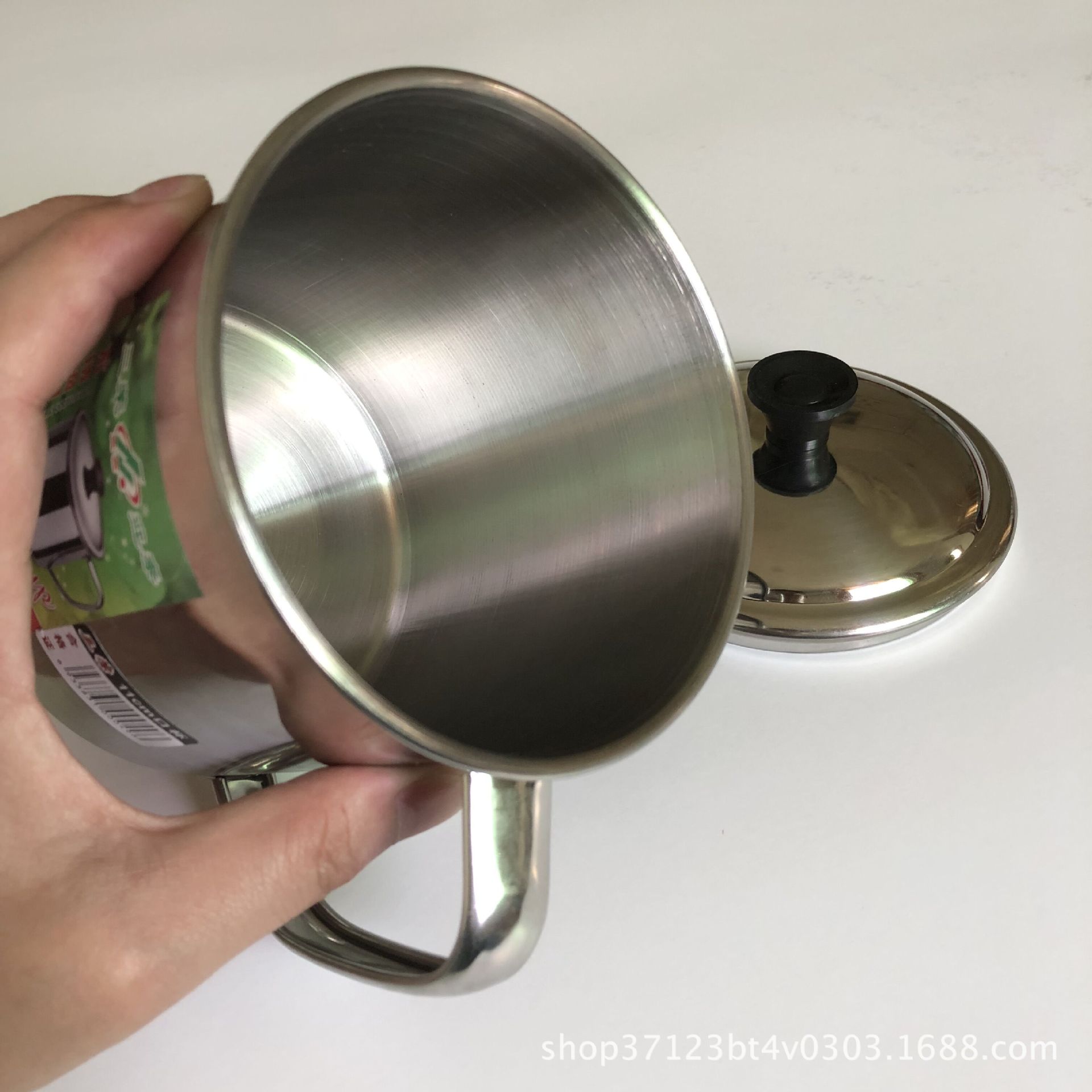 Stainless steel cups with handles and LIDS, student and children's cups, mugs, water cups, gift logos Application Scenario