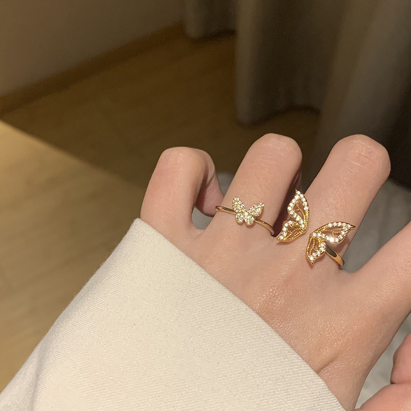 Gentle and ethereal golden butterfly zircon open ring, a high-end, light luxury, trendy and niche design with a unique personality full figure