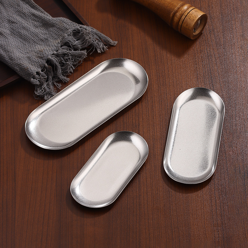 Snowpatterned Korean-style thickened stainless steel oval plate, barbecue plate, flat plate, vegetable plate, snack plate, vegetarian dish, inventory plate and heart plate details Picture