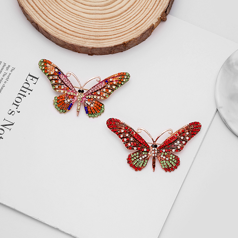 Direct sales from the manufacturer of European and American retro luxurious seven-color water diamond oil drip enamel butterfly brooches, insect and animal pins and brooches details Picture