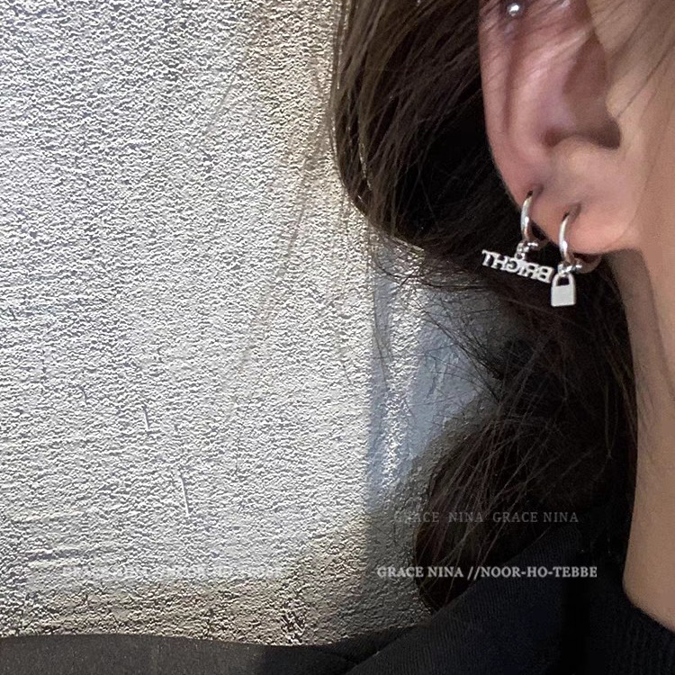 Cold style chain tassel earrings set, 2025 new trendy girls' niche design earrings, versatile earrings details Picture