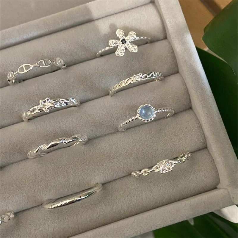 The simple S925 sterling silver plated ring features a cold and aloof design for women, exuding a sense of sophistication. It is an open ring and a versatile daily accessory details Picture
