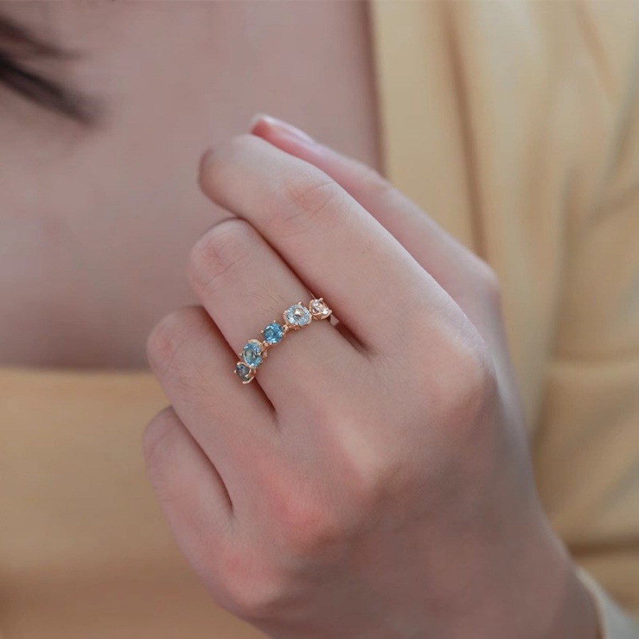 New gradient blue and white multi-gemstone zircon ring for women, Japanese light luxury, niche design, high-end open ring Specification drawing