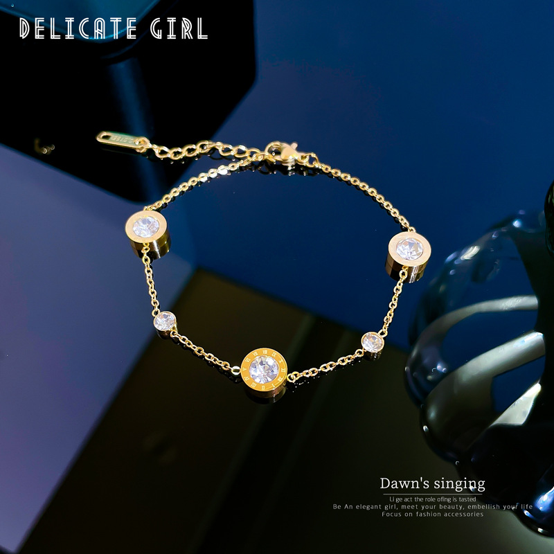 【 All-titanium Steel 】 Dongdaemun's unique Roman light luxury shining, unique chain bracelet, female Internet celebrity, retro best friend full figure