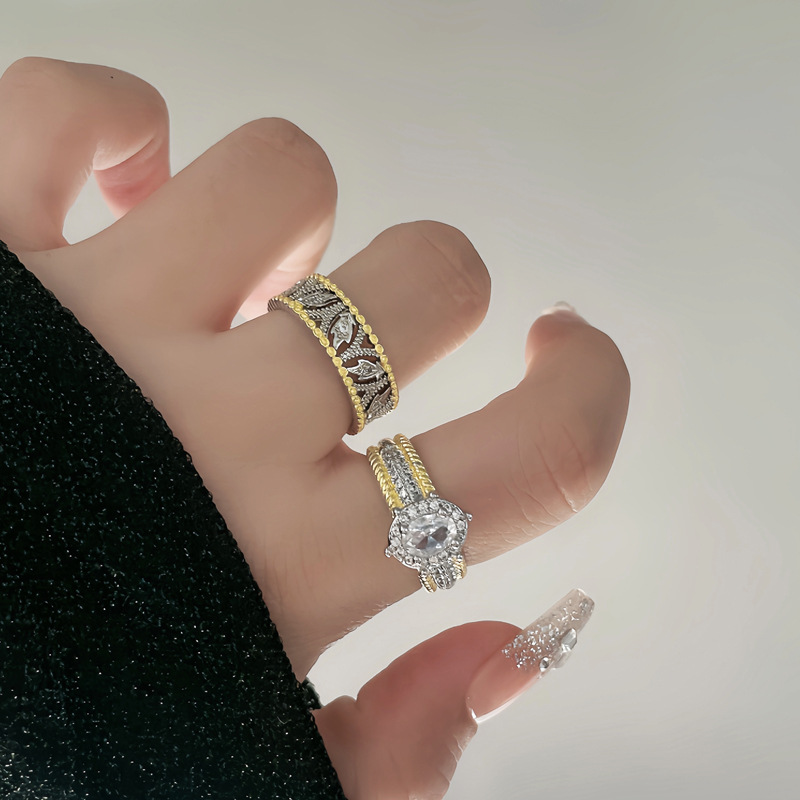 Italian high-end lace-trimmed two-color diamond-encrusted hollowed-out ring, adjustable for women, light luxury, versatile and exquisite ring details Picture
