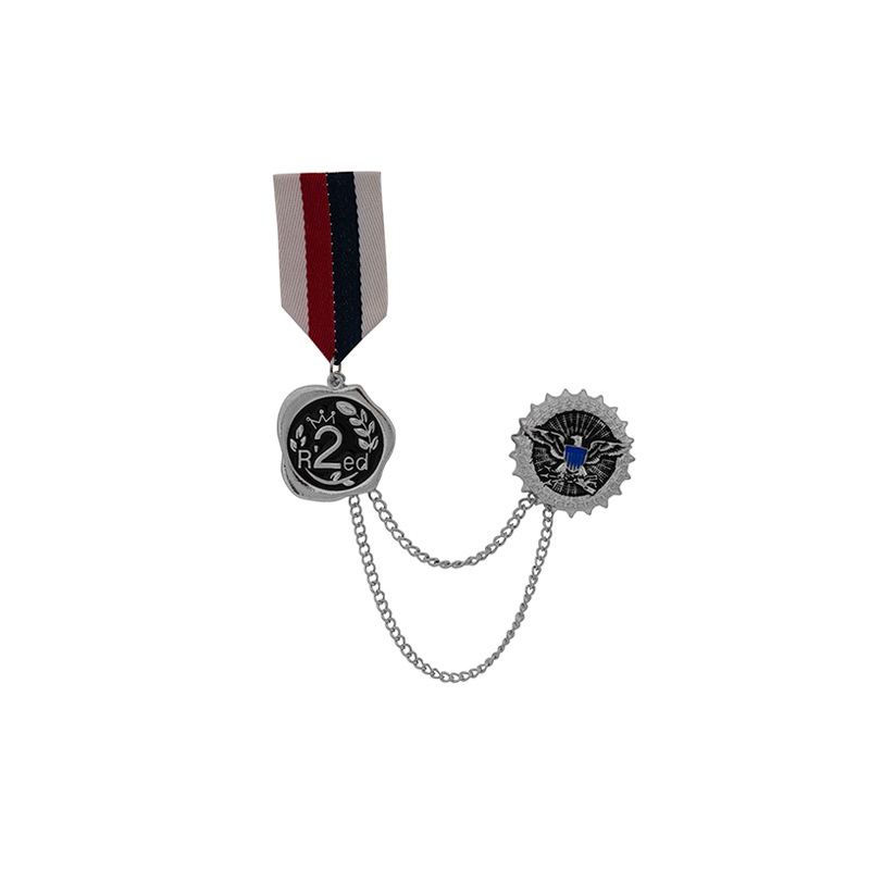 British-style retro medal, double-tassel chain brooch, personalized geometric round suit accessory brooch wholesale Item Picture
