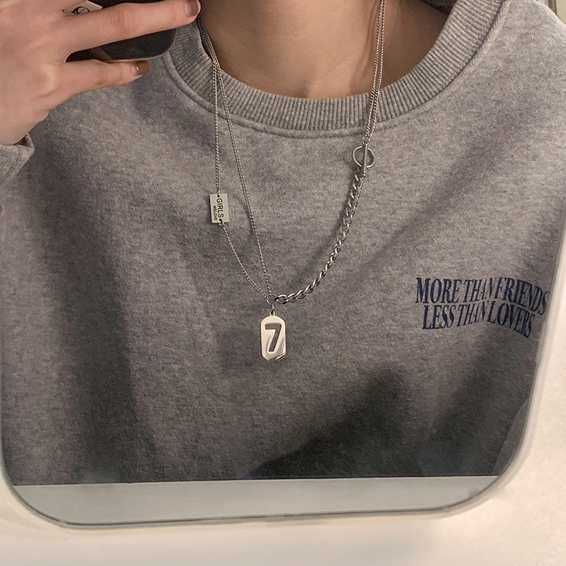 Lucky number 7 pendant spliced necklace for women, Instagram hip-hop niche accessories, titanium steel non-fading sweater chain for men, trendy Specification drawing