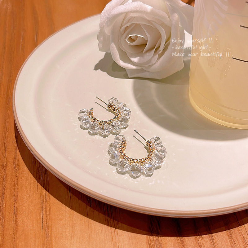 925 Silver Needle Light Luxury Exquisite Zircon C-shaped earrings, a cold and aloof style for women, with a high-end design sense and elegant temperament. Wholesale of internet-famous earrings Application Scenario