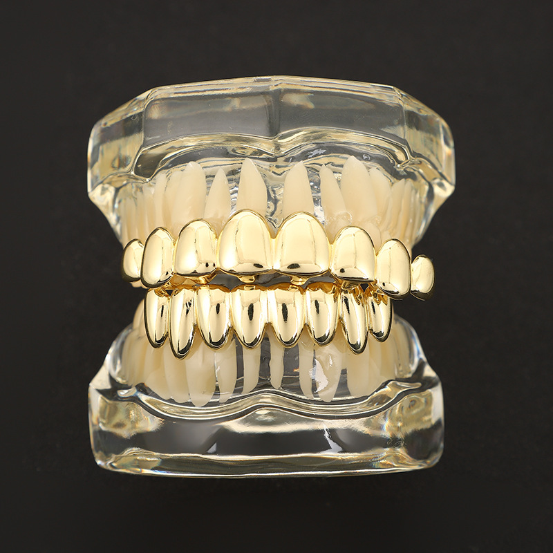 Hip-hop braces, irregular eight-tooth braces Grillz, suitable for both men and women, smooth gold-plated teeth accessory props full figure
