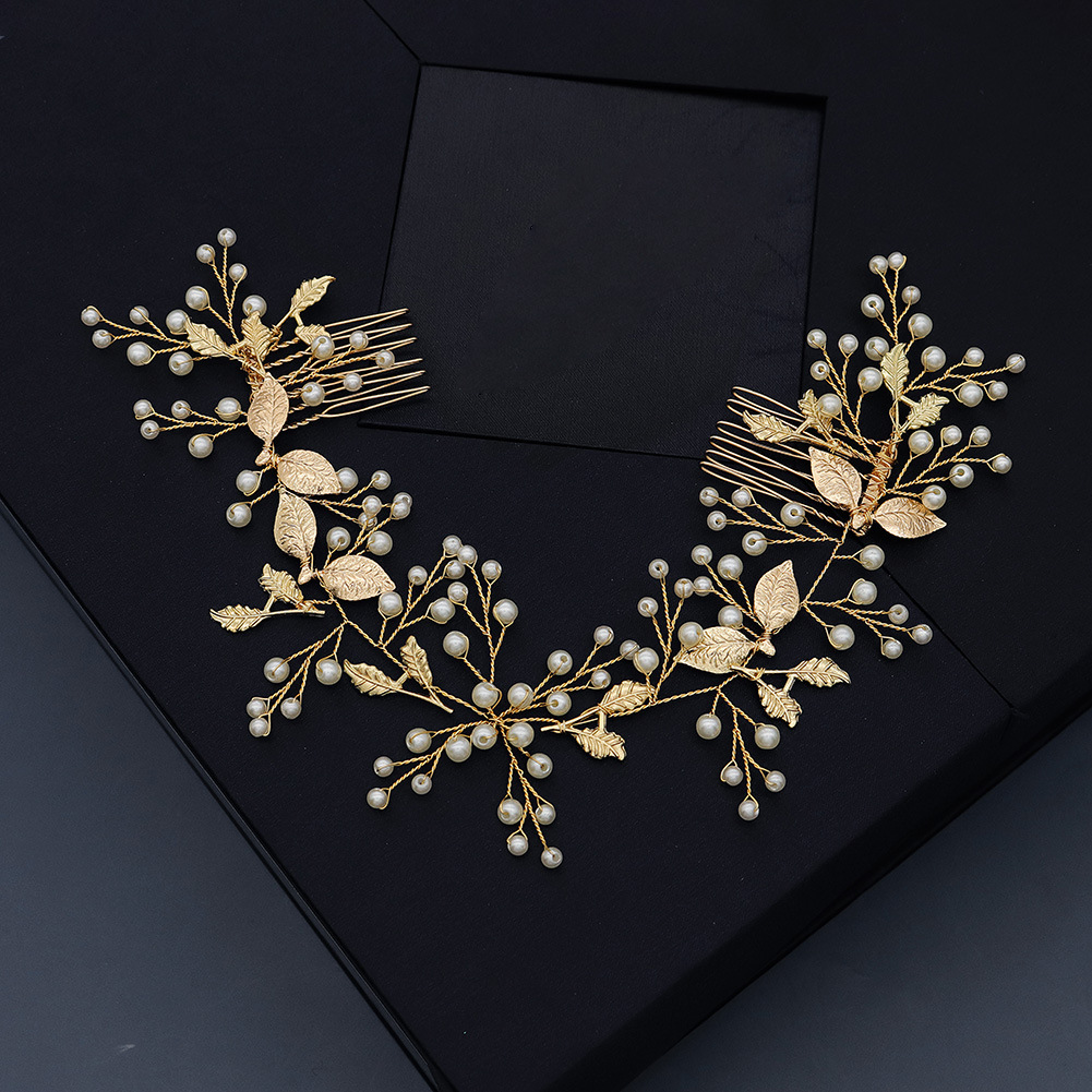 Korean-style wedding accessories, beautiful pearl hand-combed wedding photography hair accessories, bride's makeup follow-up plate, hair pin and combing accessories full figure