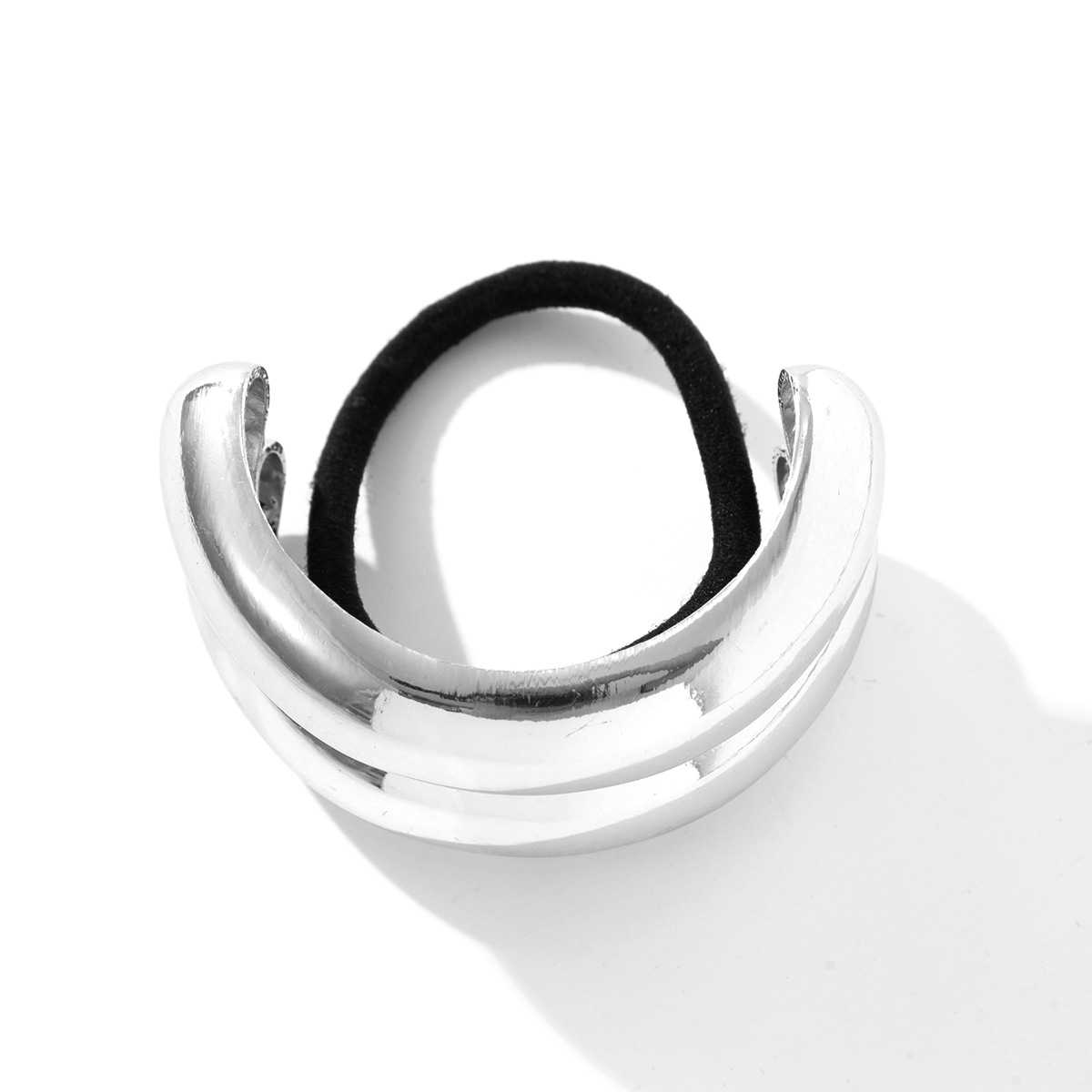 European and American cross-border headwear, alloy electroplated hair bands, hair accessories wholesale, high-end feel, ins smooth U-shaped black leather band hair ties Item Picture