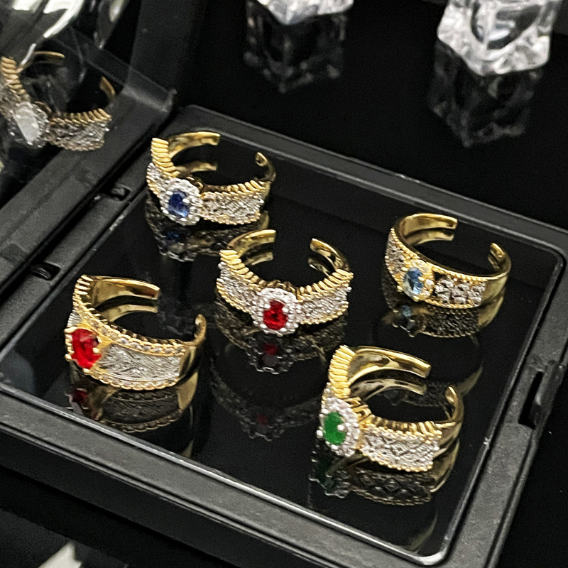 European and American cross-border colored gemstone vintage hollowed-out fashionable open ring for women to wear in layers, retro, individual, niche and high-end style ring details Picture
