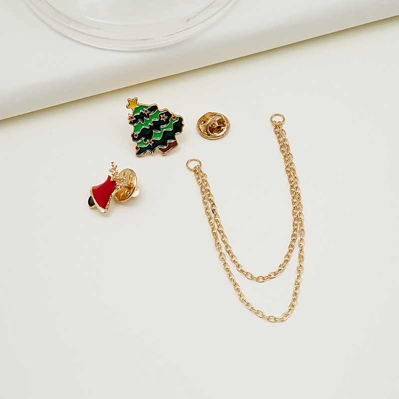 2021 New Christmas brooch, European and American cross-border Santa Claus Snowflake Oil Double-layer chain Christmas brooch Application Scenario