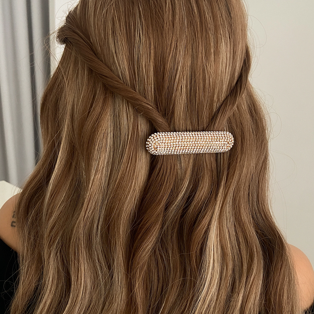 European and American cross-border jewelry, light luxury style, high-end feel, full diamond spring clip hair accessory, 2025 new style, elegant diamond-encrusted hair clip Specification drawing