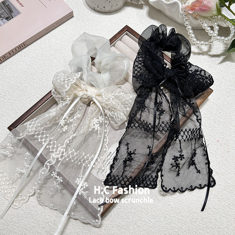 A new semi-tied hair tie accessory with super fairy lace, bow and ribbon, and a sweet and elegant style for young girls Application Scenario
