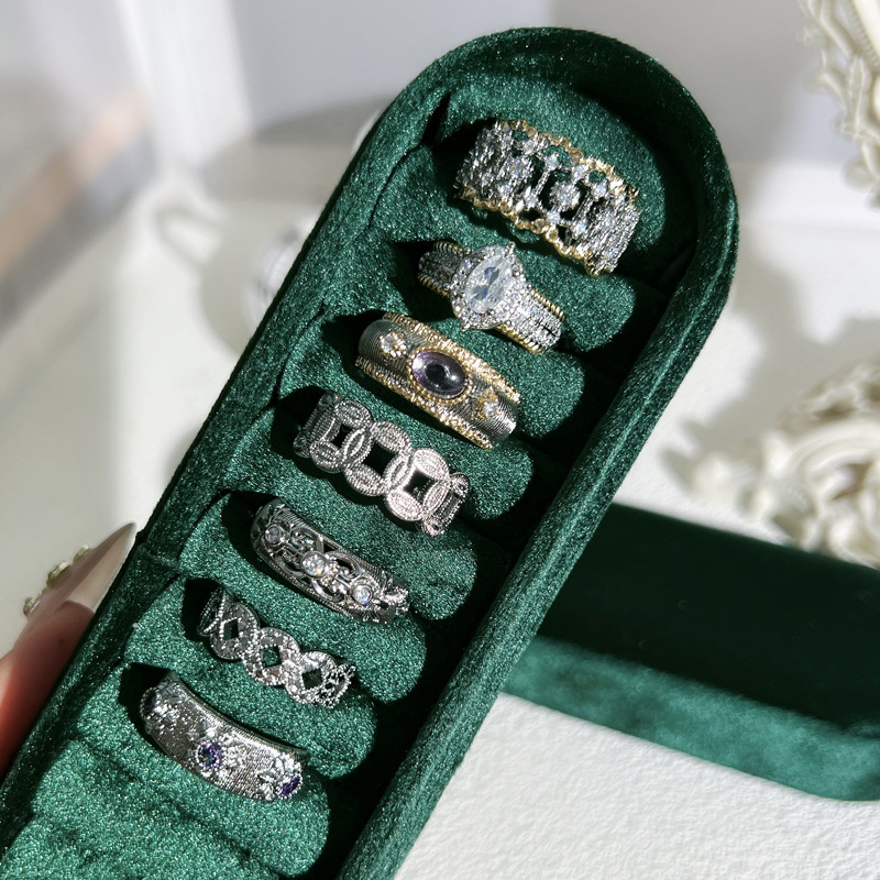 Cross-border light luxury high-end custom-made micro-inlaid retro brushed coin personalized ring, simple and exquisite layering best friend ring trend for women Application Scenario