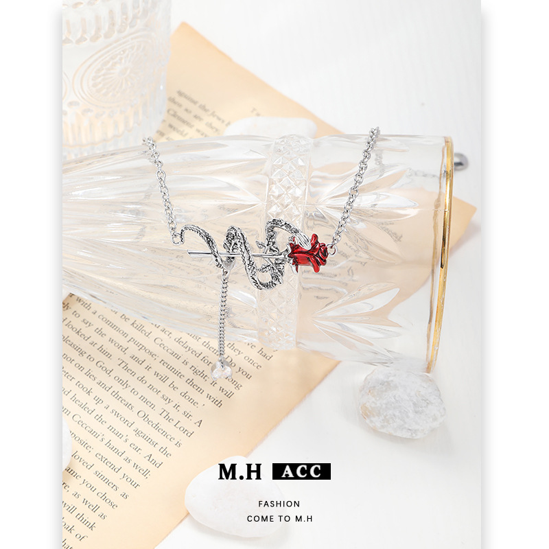 New rose necklace for women, light luxury, niche, ins style, high-end feel, collarbone chain, original design, hot girl pendant Specification drawing