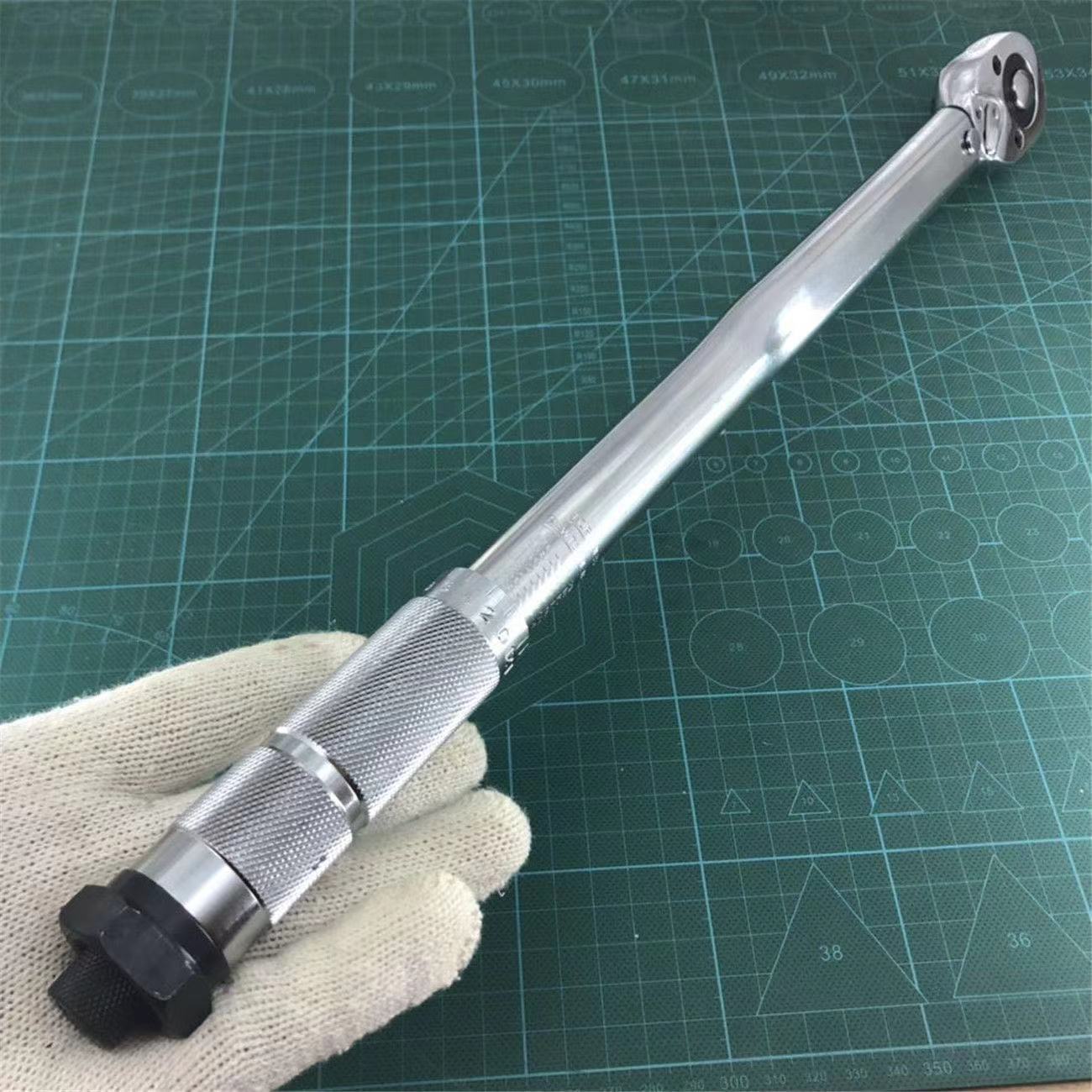 1/2 Dafei 28-210N Auto repair tire preset torque wrench machine repair kilogram torque wrench Torque wrench Application Scenario