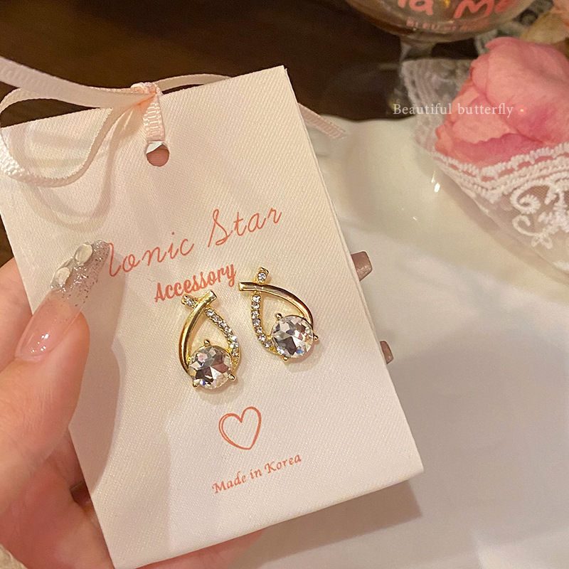 S925 Silver Needle Exquisite Zircon cross Earrings are versatile for women, exuding a sense of high-end luxury and a touch of light luxury. Wholesale of best-selling earrings details Picture