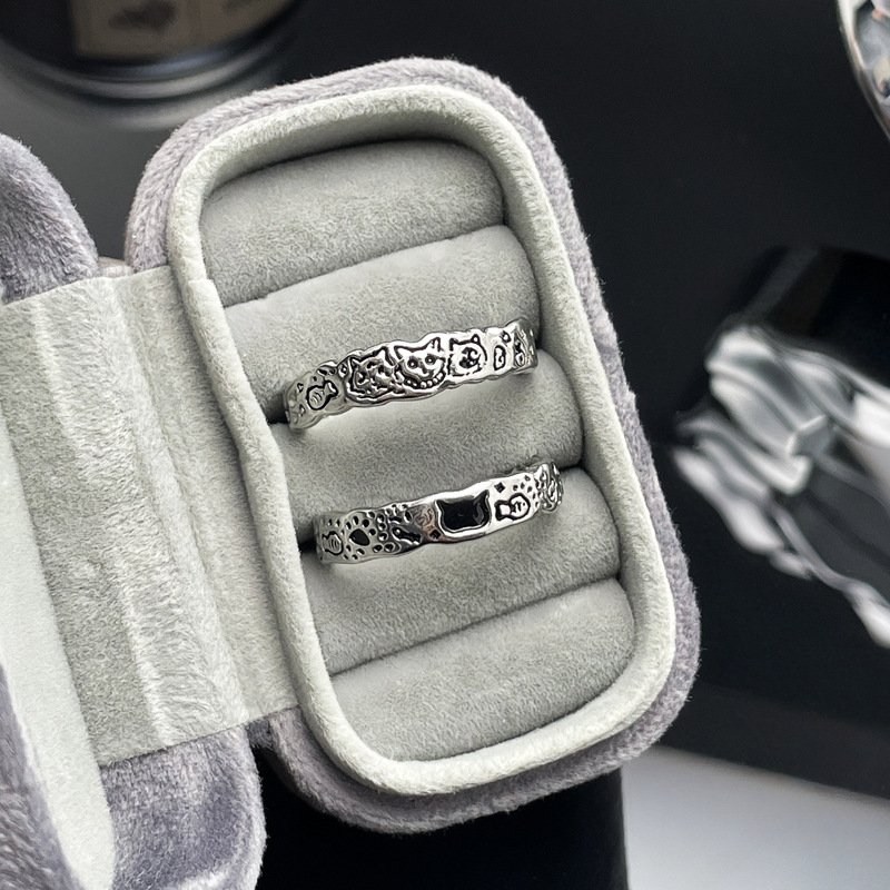 Personalized graffiti cat couple rings, gender-neutral style, simple and fashionable, with a niche design sense, are ideal for women Specification drawing