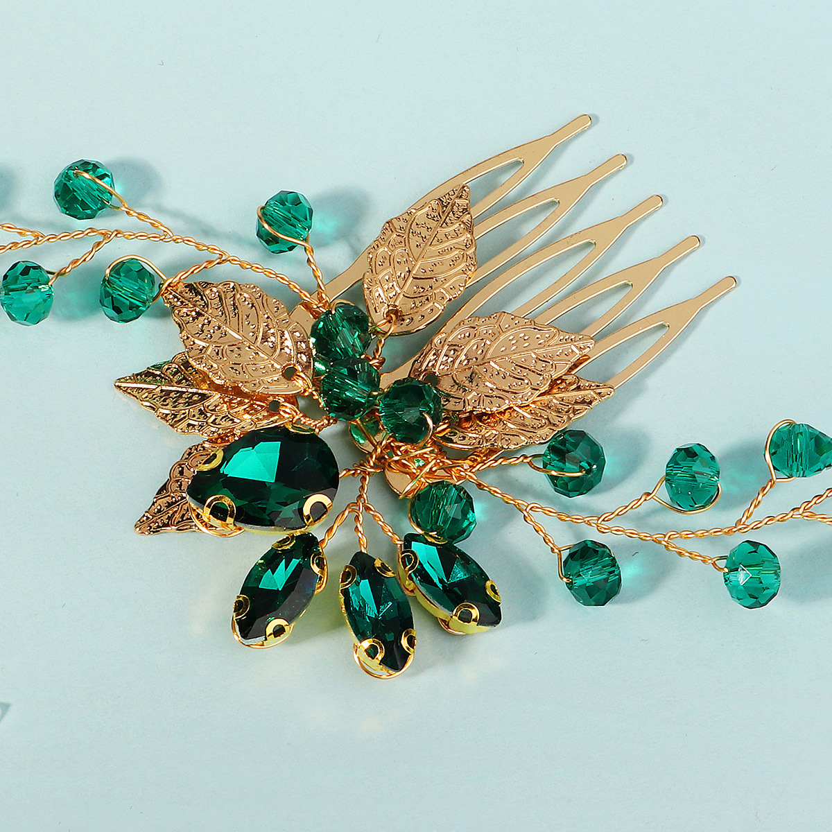 Cross-border new bride's hair comb, party performance, children's updo headwear, women's handcrafted green water diamond five-toothed small insert comb Application Scenario