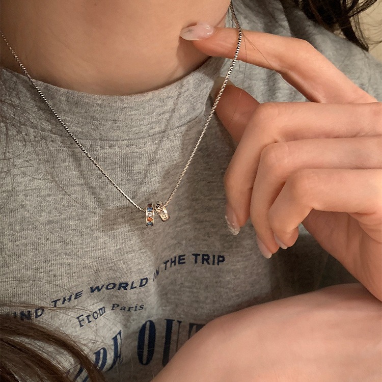 Simple letter color diamond necklace for women 2025 collarbone chain, new niche design sense hoodie chain wholesale accessory Specification drawing