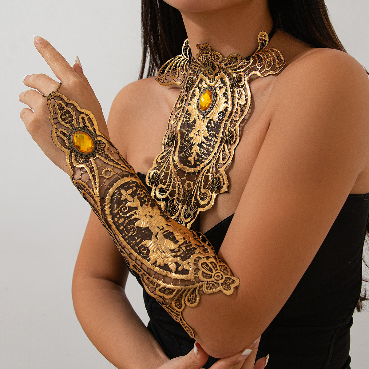 European and American cross-border jewelry, artistic and retro lace trim necklace, irregular gemstone inlaid collarbone chain set details Picture