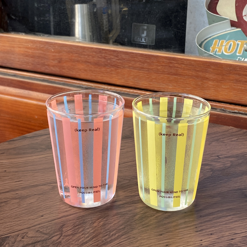 Niche high-end color-blocking lemon coffee cup, summer high borosilicate high-temperature resistant water cup, simple line cold drink cup details Picture