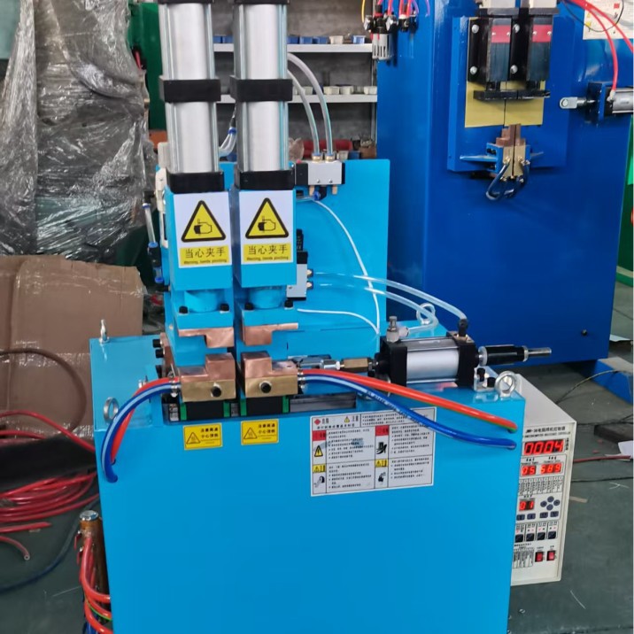 Pneumatic butt welding machine, spot welding machine, steel bar circle butt welding integrated machine, vertical joint flash butt welding machine details Picture