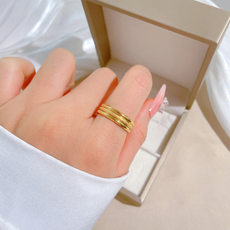 【 All-Titanium Steel 】 Plain ring three-in-one minimalist geometric titanium steel dance ring for men and women, ins personalized index finger full figure