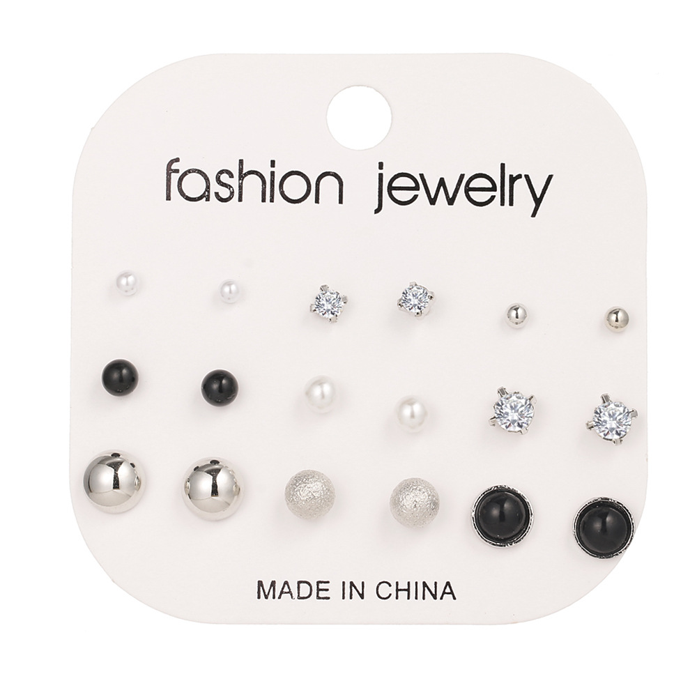 European and American cross-border card-mounted metal earrings with a high-end and elegant style. Round-sized pearl inlaid square diamond earrings Item Picture