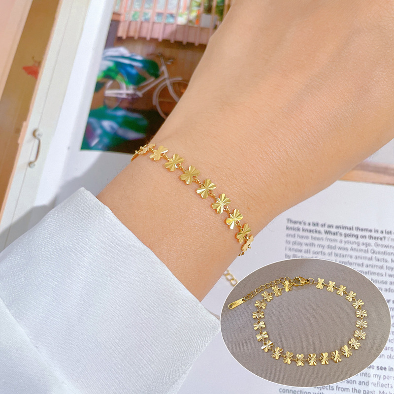 【 All-titanium Steel 】 Minimalist style Dongdaemun unique geometric butterfly chain bracelet, a retro best friend of a female Internet celebrity full figure