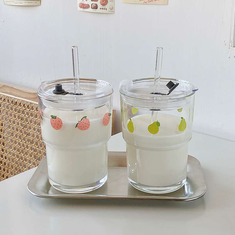 Korean InS-style straw cup, glass cup, flower-shaped large-capacity milk tea cup, water cup, iced coffee cup, creative full figure