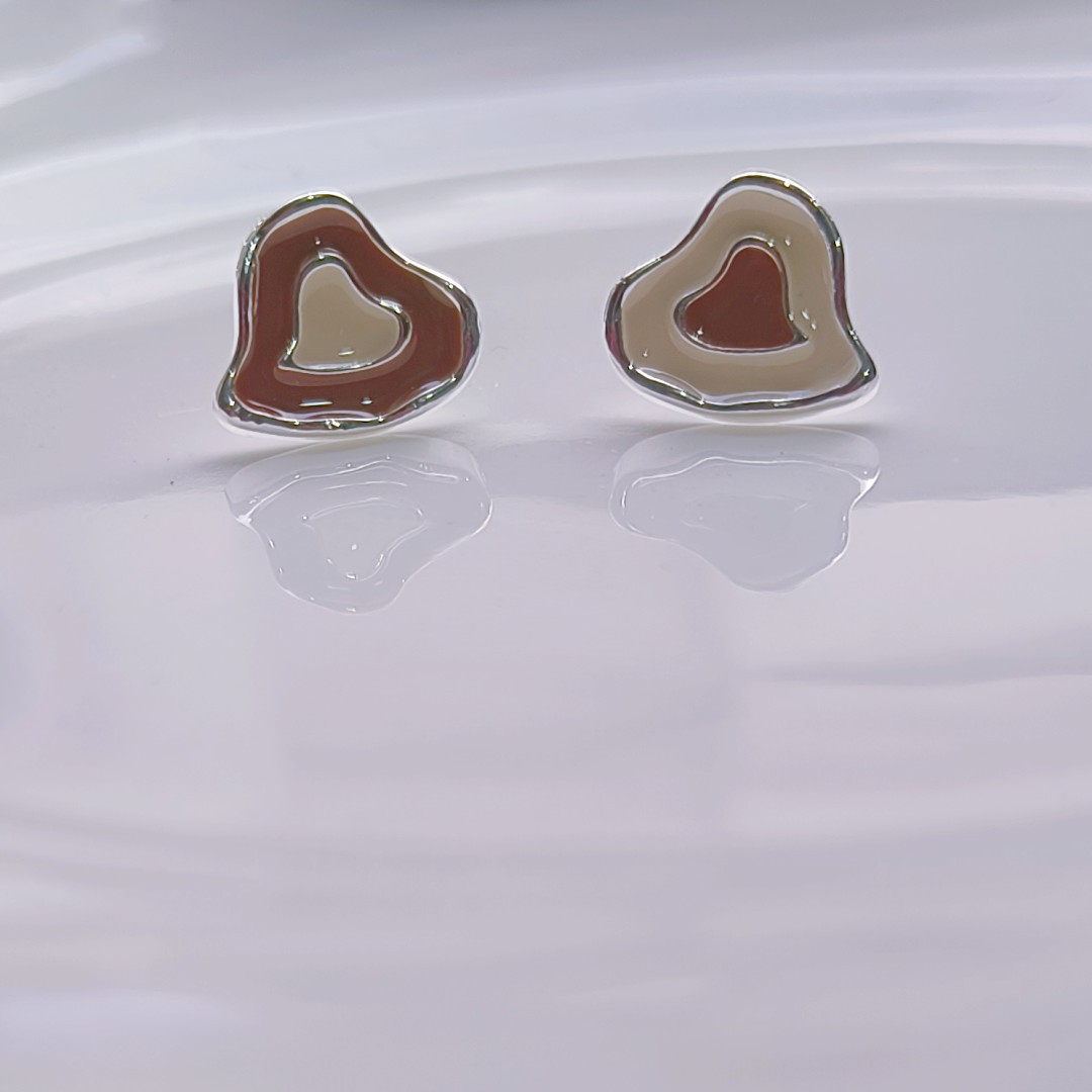 Niche, high-end, versatile, stylish, and design-savvy heart-shaped stud earrings for women, a new bestseller in 2025 Specification drawing