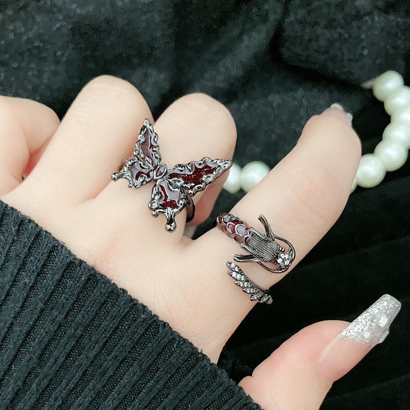 Dark style new Chinese-style zodiac year dragon-shaped adjustable ring, gender-neutral, niche, individualistic and cool butterfly ring details Picture