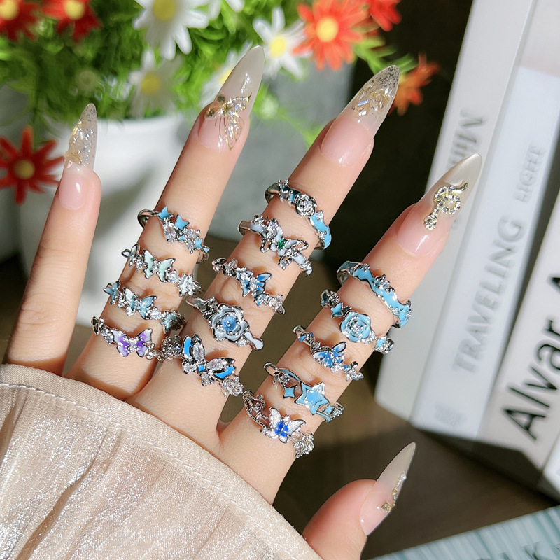 Best-selling personalized night-luminous butterfly star niche couple open ring, women's light luxury simple and fashionable cold style ring details Picture