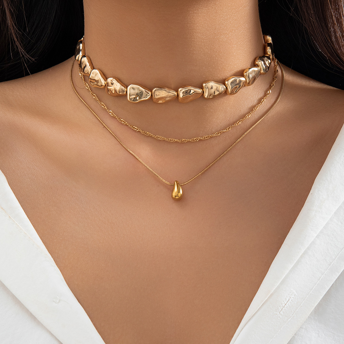 European and American cross-border jewelry: simple water drop hanging flat round beaded collarbone chain, personalized metal style necklace necklace full figure