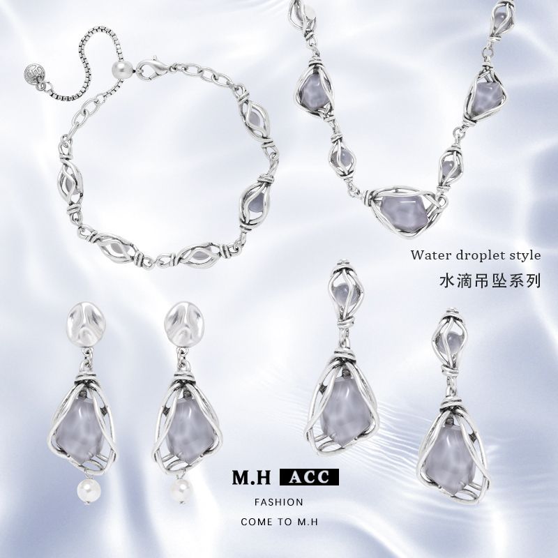 Simple water drop pendant earrings, light luxury and high-end zircon earrings, new ins Korean style original earrings for women full figure