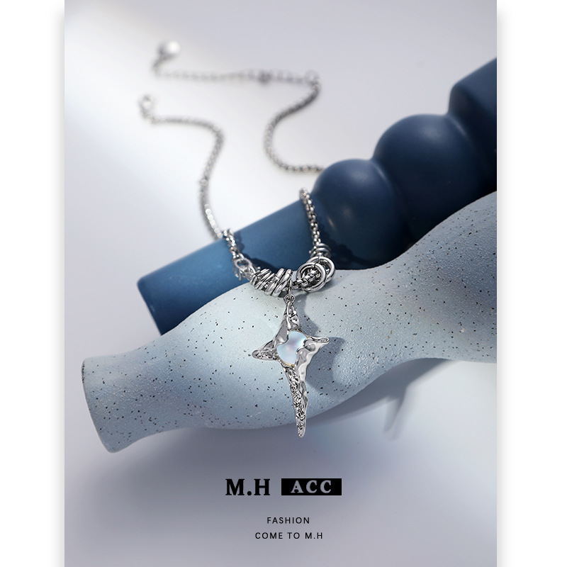 Original moonstone pleated necklace, a niche design for women with a high-end feel, starlight pendant, collarbone chain, sweet and cool spice girl accessory Specification drawing