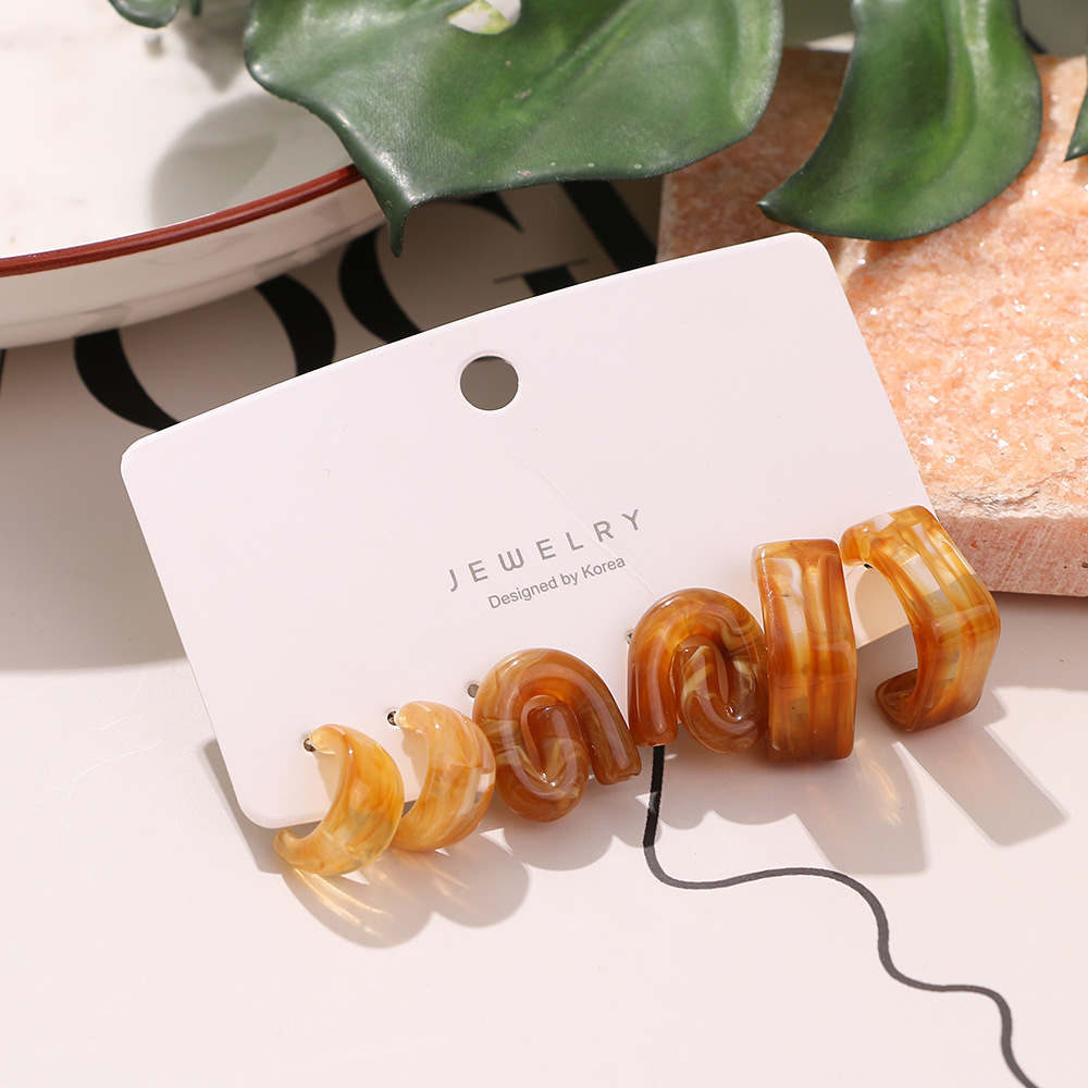 HS0031 New resin earrings 3-piece set, irregular clip earrings set, the same style of earrings as the Instagram blogger Application Scenario