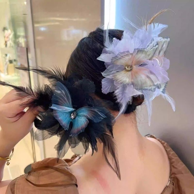 Double-sided feather bow clip, princess hair clip, large shark clip at the back of a woman's head, super fairy-like hair accessory with a sense of luxury full figure