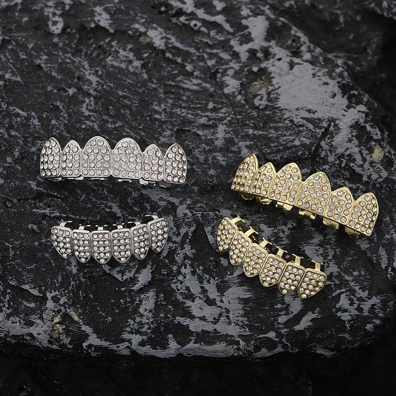 In 2024, Amazon's Halloween cross-border hip-hop teeth grills, a must-have accessory, and teeth Grills with full diamonds details Picture