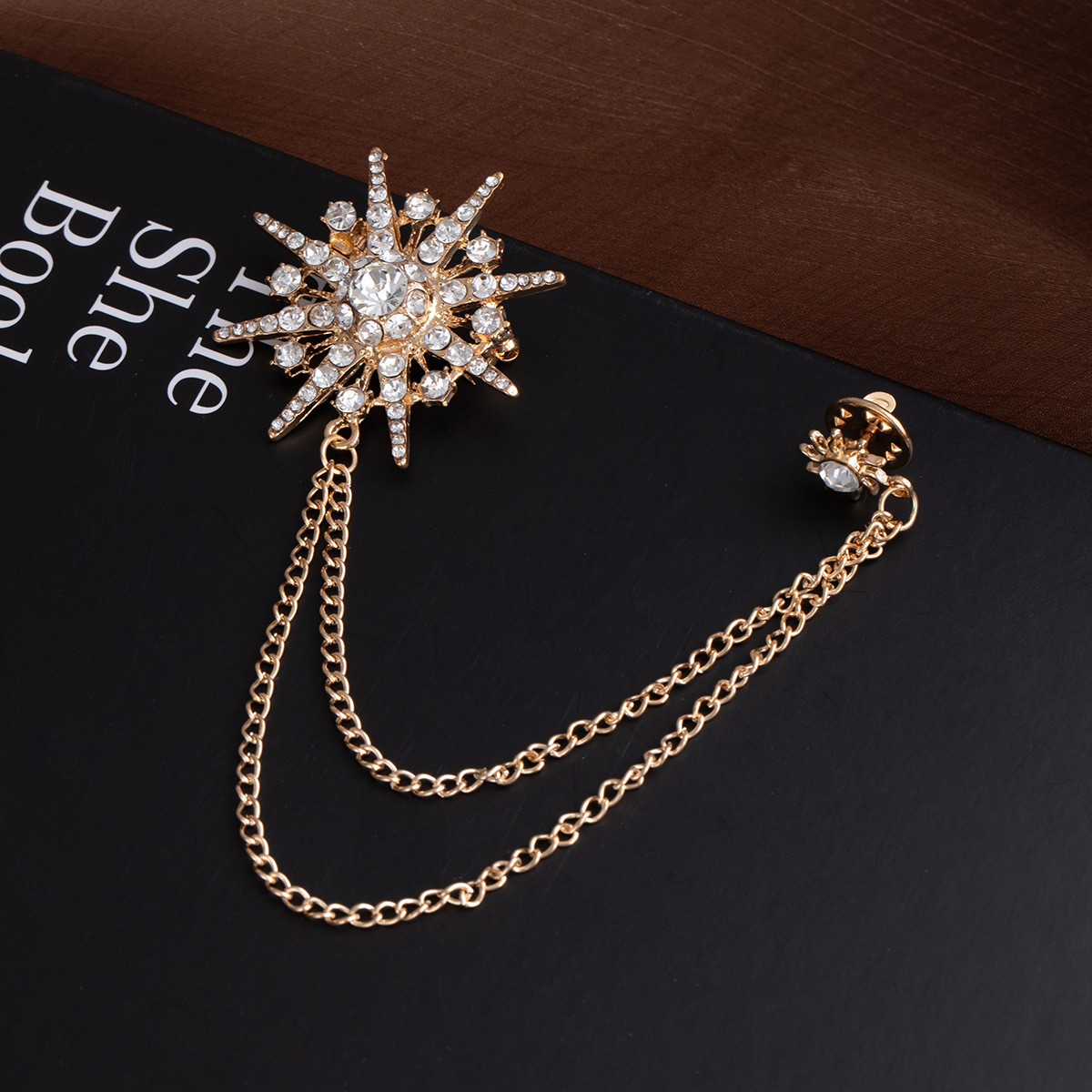 European and American cross-border diamond-encrusted irregular geometric high-end suit brooch, simple tassel suit jacket accessory collar pin Specification drawing