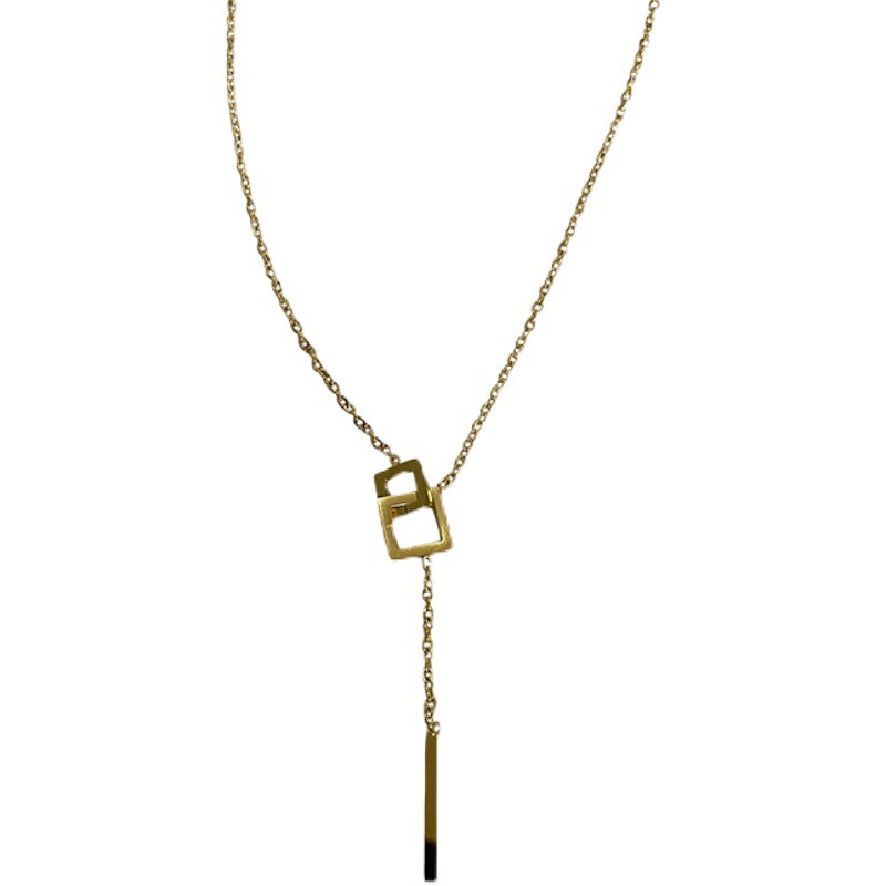 A niche design square geometric necklace for women, a light luxury long collarbone chain, retro and simple, elegant and fashionable accessory Item Picture